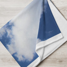 Load image into Gallery viewer, Cloudy Throw Blanket
